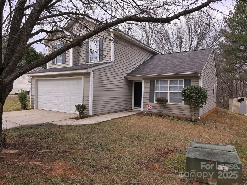 Property image 2 at 6805 Ebara Lane, Charlotte, NC 28213
