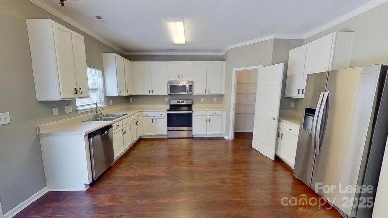 Property image 4 at 17402 Westmill Lane, Charlotte, NC 28277