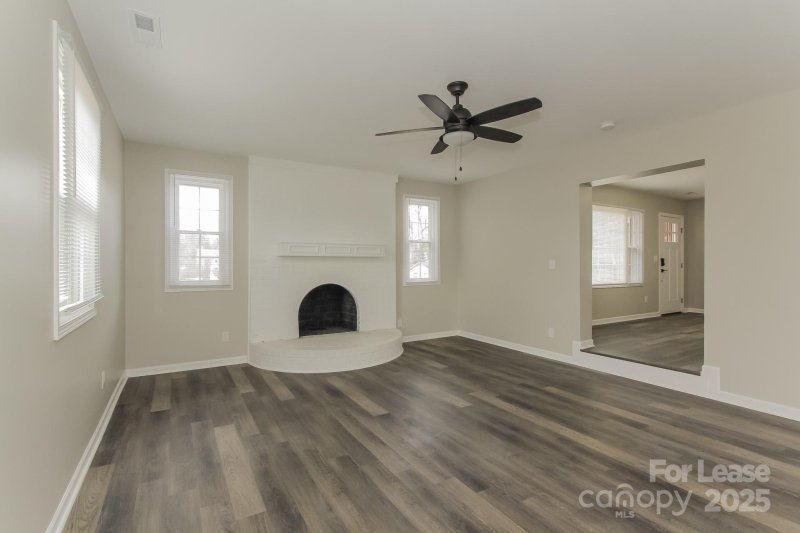 Property image 5 at 10019 Arbordale Avenue, Charlotte, NC 28215