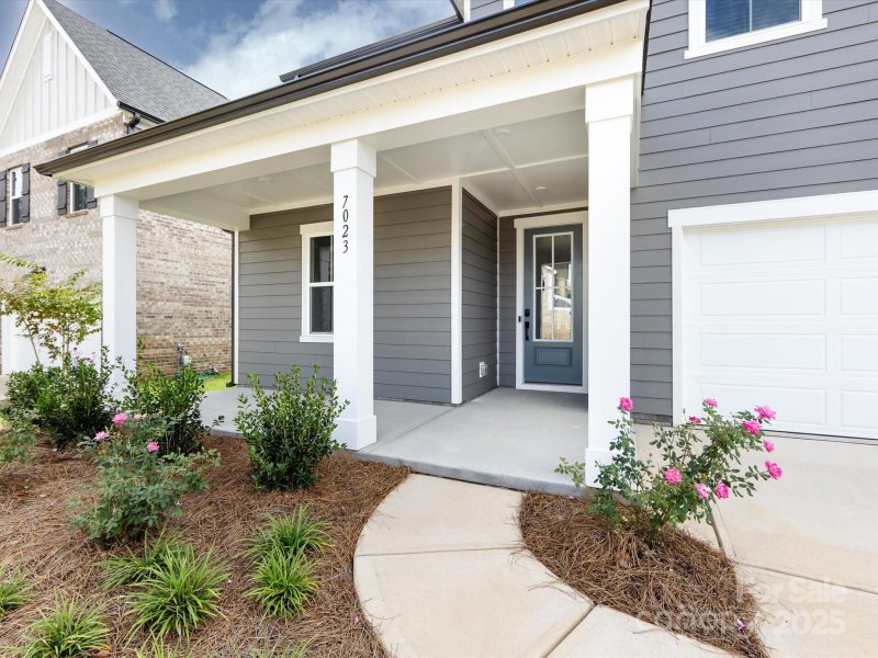 Property image 3 of 7023 Short Stirrup Lane in Alton Creek, Mint Hill, NC 28227