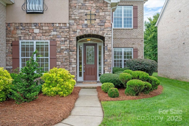 Property image 3 at 6615 Springs Mill Road, Charlotte, NC 28277