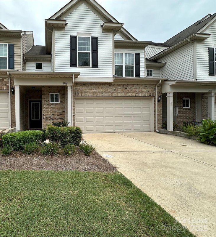 6516 Portland Rose Lane