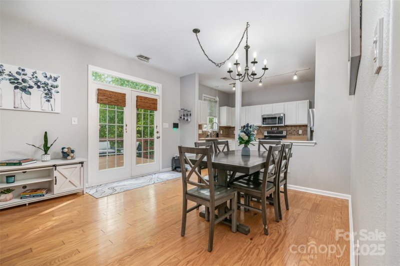 Property image 4 of 3915 Planters Watch Drive in Withers Grove, Charlotte, NC 28278