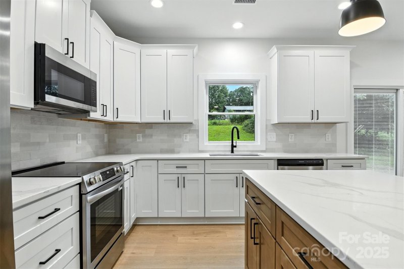 Property image 5 at 1479 20th Street, Hickory, NC 28601