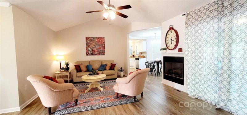 Property image 5 of 2616 Carriage Lane in Grandview Farms, Lincolnton, NC 28092