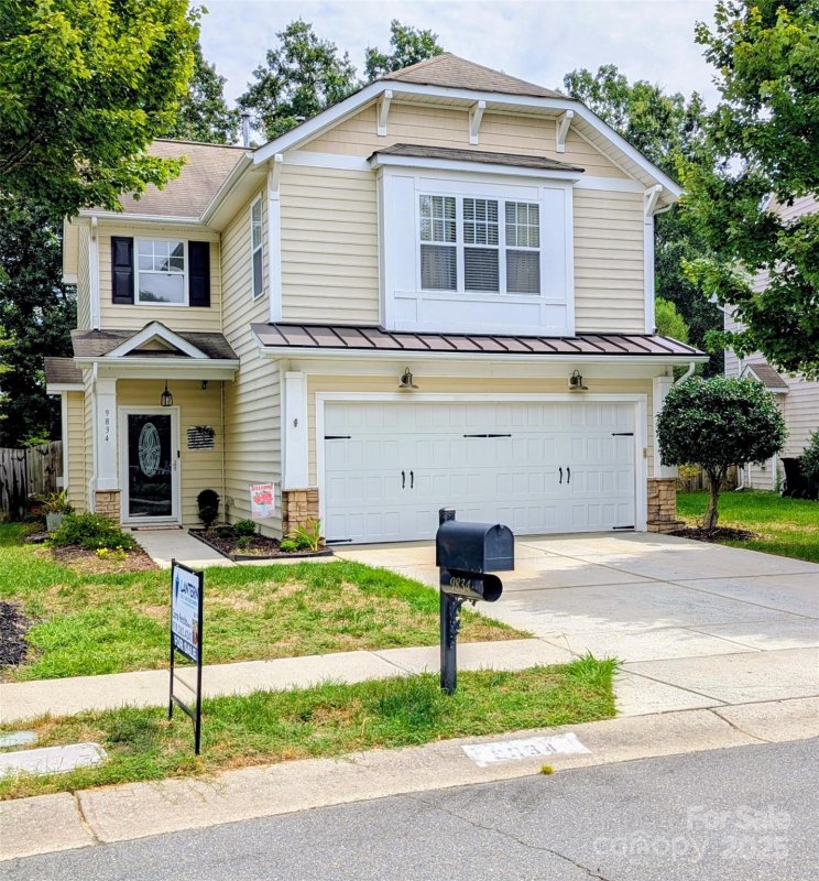 Property image 2 of 9834 Dominion Crest Drive in Highland Creek, Charlotte, NC 28269
