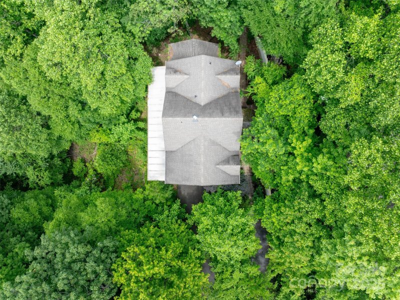 Property image 3 of 82 Red Oak Drive in High Vista, Mills River, NC 28759