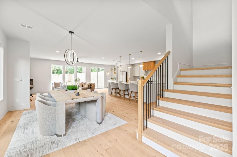 Property image 3 of 2729 Cowles Road in Revolution Park, Charlotte, NC 28208