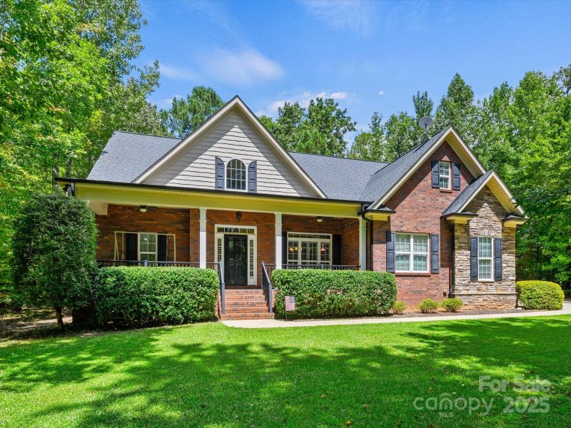 8109 Cane Pointe Lane