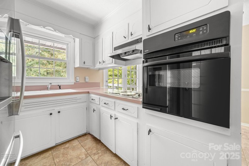 Property image 4 of 123 Forest Drive in Hall Park, Belmont, NC 28012