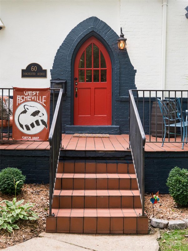 Property image 3 of 60 Dorchester Avenue in West Asheville, Asheville, NC 28806