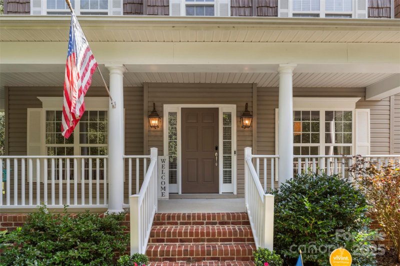 Property image 2 of 12027 Lawings Corner Drive in Latta Springs, Huntersville, NC 28078