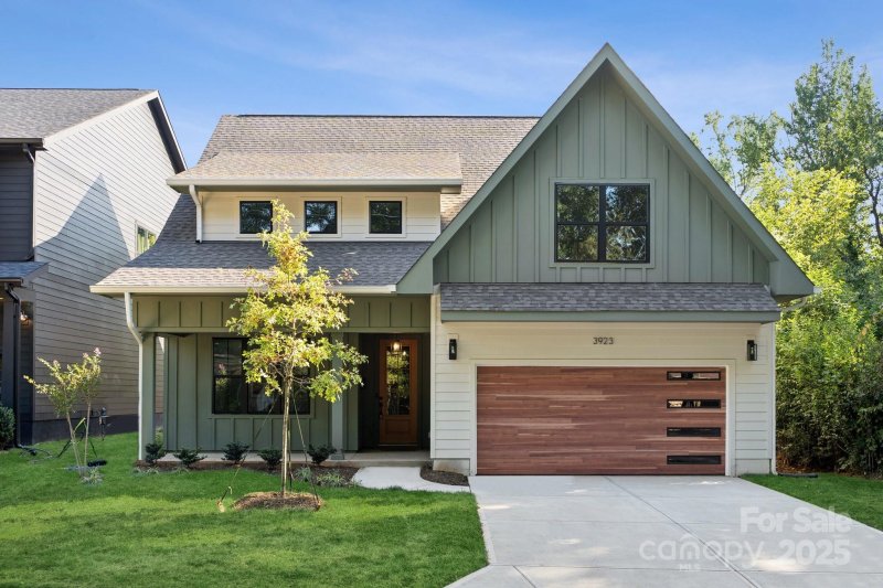 3923 Tresevant Avenue