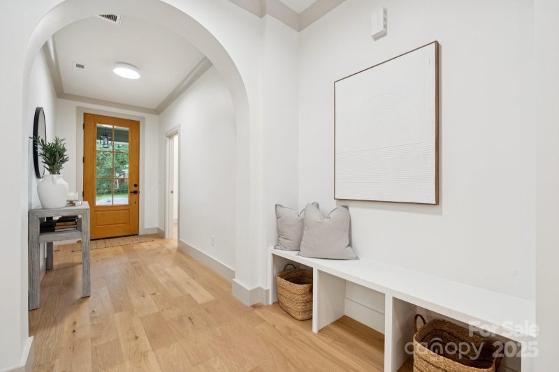 Property image 2 at 3923 Tresevant Avenue, Charlotte, NC 28208