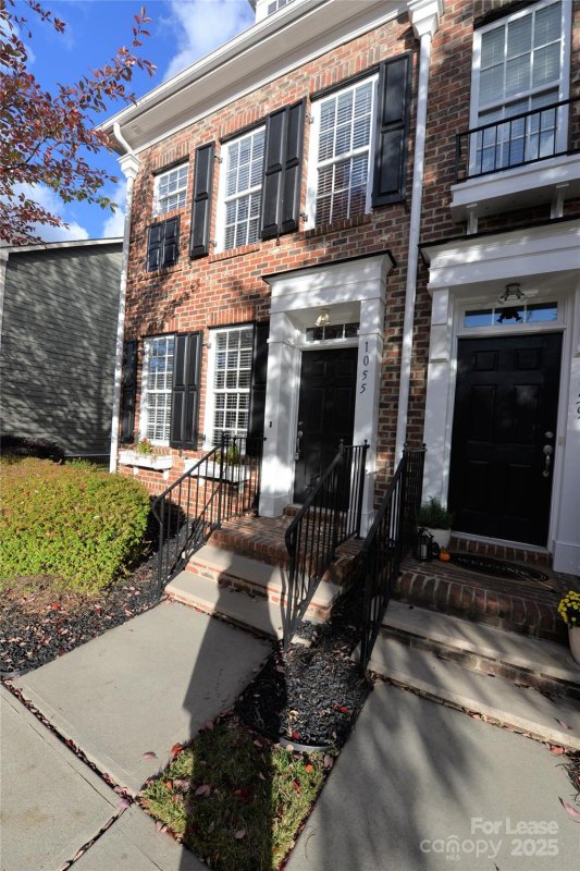 Property image 2 at 1055 Writers Way, Cornelius, NC 28031