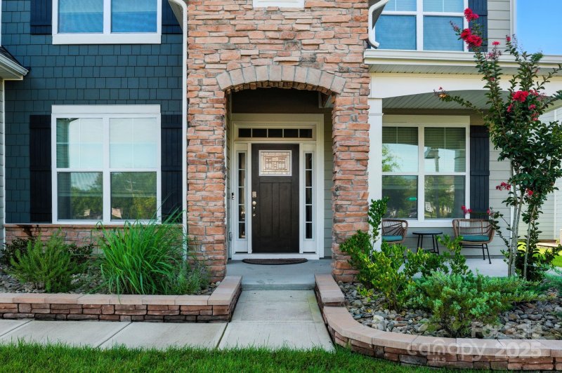 Property image 4 of 9300 Vecchio Drive in Avondale, Fort Mill, SC 29707