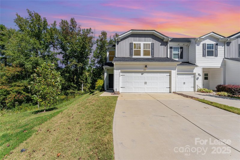 Property image 2 of 2352 Belterra Drive in Belterra, Charlotte, NC 28216