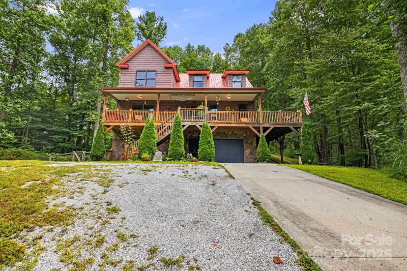 Property image 2 of 76 Six Springs Road in Six Springs Ridge, Spruce Pine, NC 28777