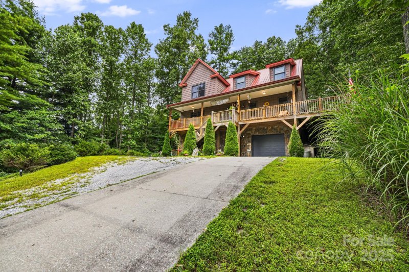 Property image 3 of 76 Six Springs Road in Six Springs Ridge, Spruce Pine, NC 28777