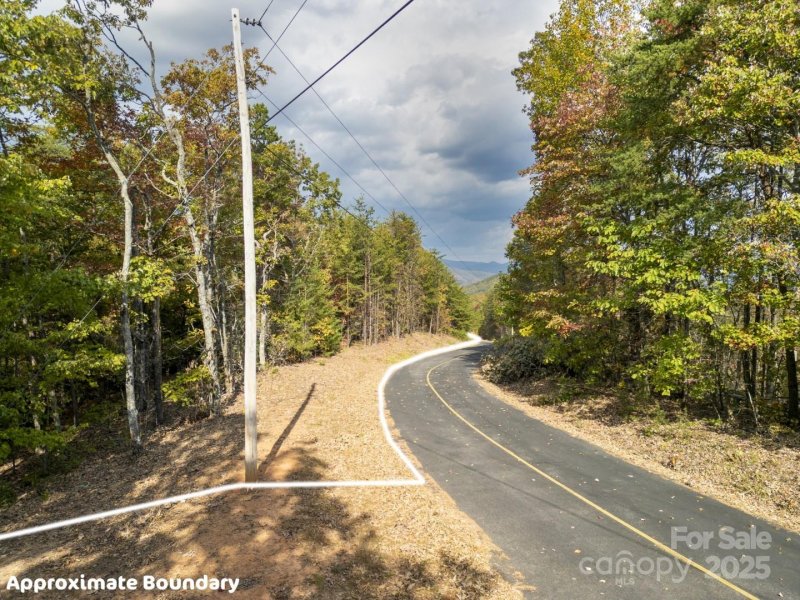 Property image 4 of 30 Mountain Lookout Drive in Golden Valley Estates, Bostic, NC 28018