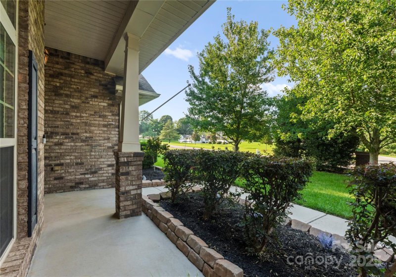 Property image 3 of 682 Houston Road in Georgia Mills Plantation, Troutman, NC 28166