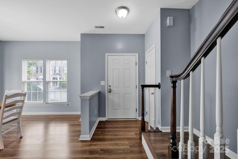 Property image 2 of 4214 Coulter Crossing in Farmington Ridge, Charlotte, NC 28213