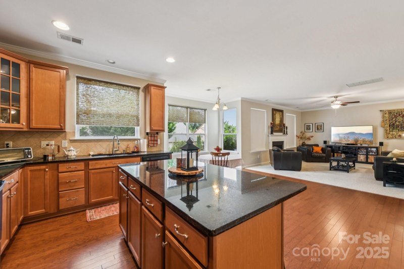 Property image 5 at 4216 Hubbard Road, Charlotte, NC 28269