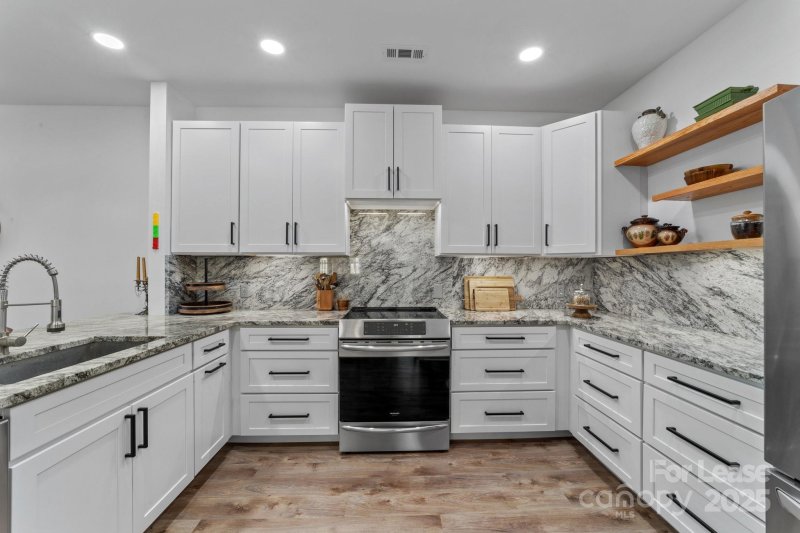 Property image 4 at 18823 Cloverstone Circle, Cornelius, NC 28031