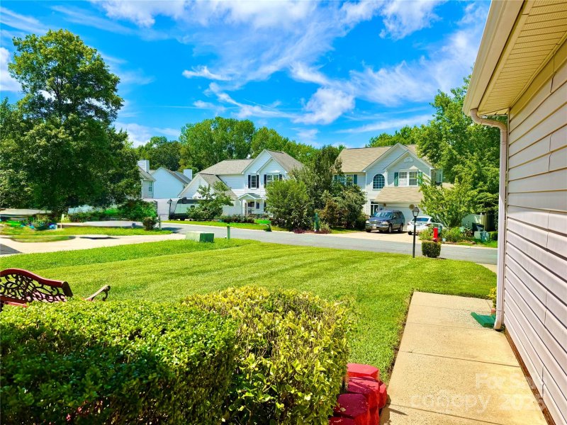 Property image 4 at 9420 Monarda Court, Charlotte, NC 28216