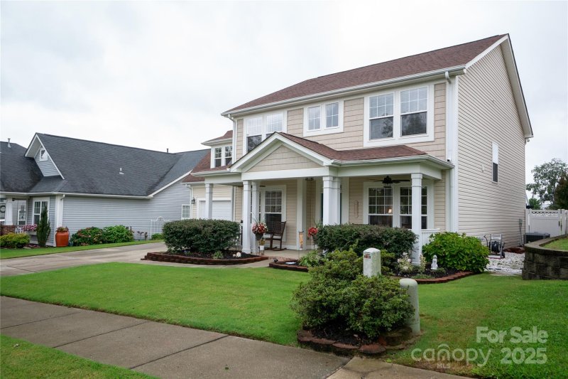 Property image 2 of 4518 Triumph Drive in GlenGrove, Concord, NC 28027