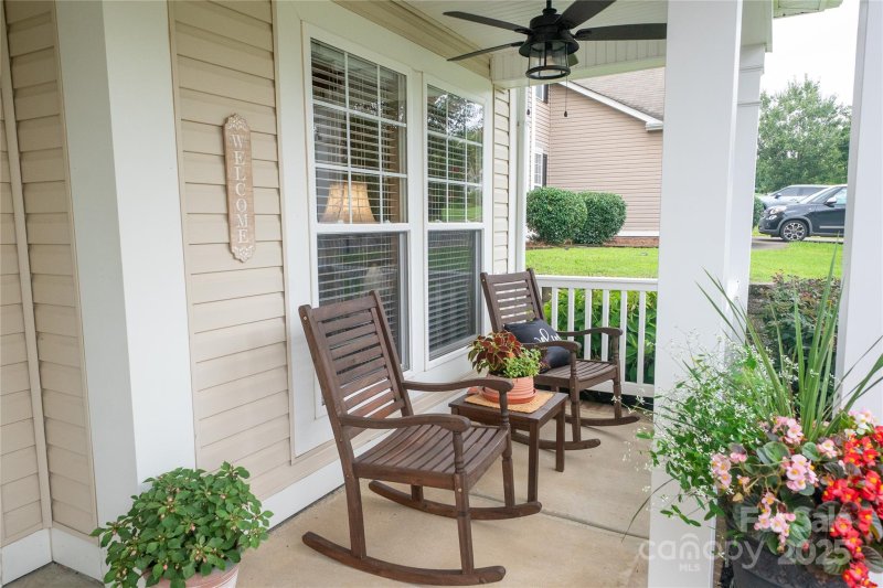 Property image 4 of 4518 Triumph Drive in GlenGrove, Concord, NC 28027