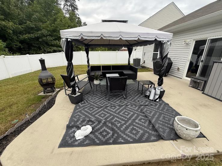 Property image 2 of 7117 Amberly Hills Road in The Reserve at Canyon Hills, Charlotte, NC 28215