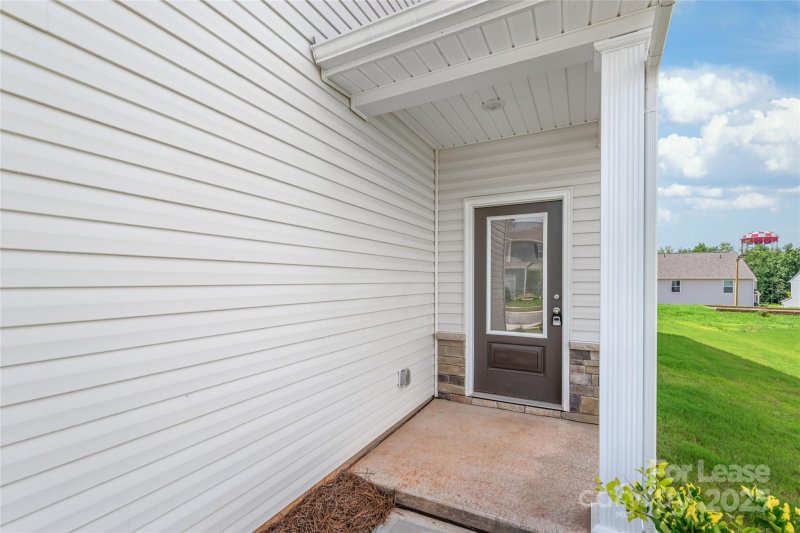 Property image 2 at 2238 Transatlantic Avenue, Charlotte, NC 28215