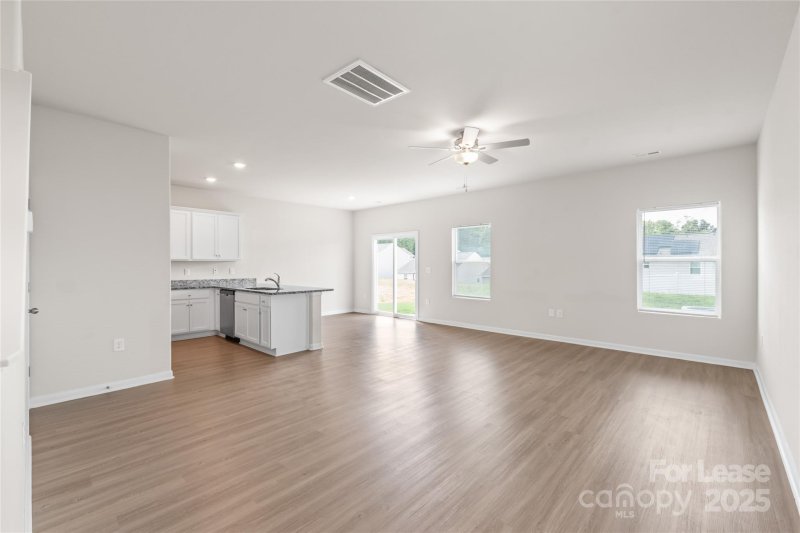 Property image 4 at 2238 Transatlantic Avenue, Charlotte, NC 28215