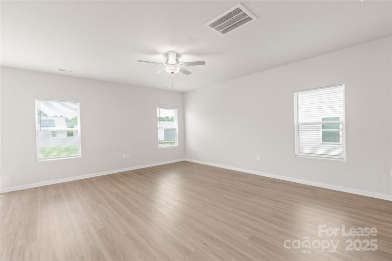 Property image 5 at 2238 Transatlantic Avenue, Charlotte, NC 28215