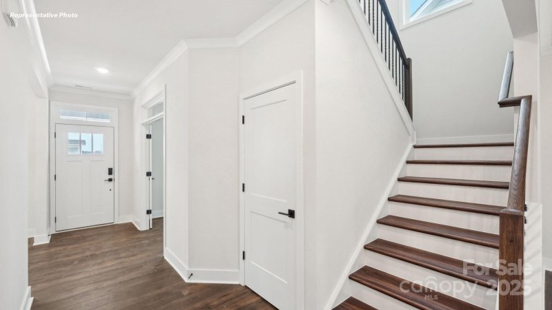 Property image 3 of 249 Miramar Drive in Westport, York, SC 29745