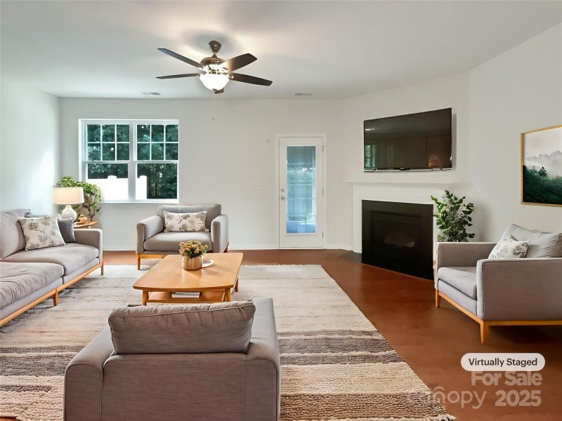 Property image 2 of 7027 Woodsbay Lane in The Woodlands, Rock Hill, SC 29732