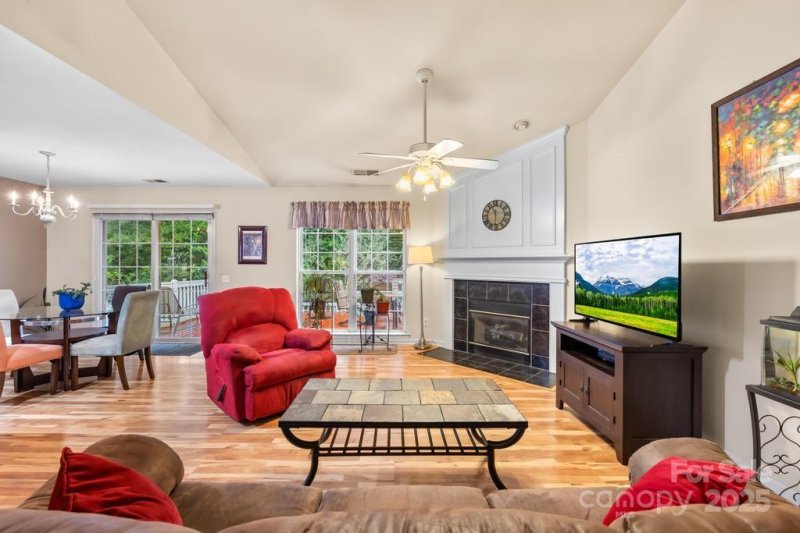 Property image 4 at 7229 Wingstone Lane, Charlotte, NC 28262