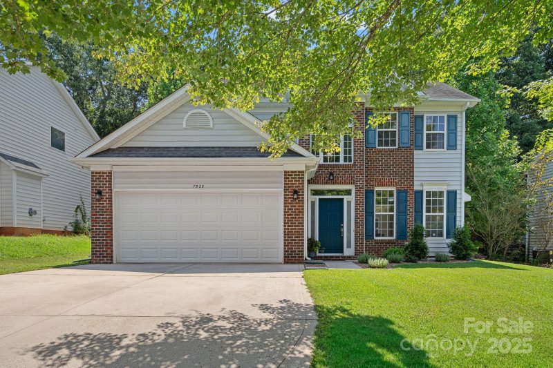 Property image 2 at 7528 Grabill Drive, Charlotte, NC 28269
