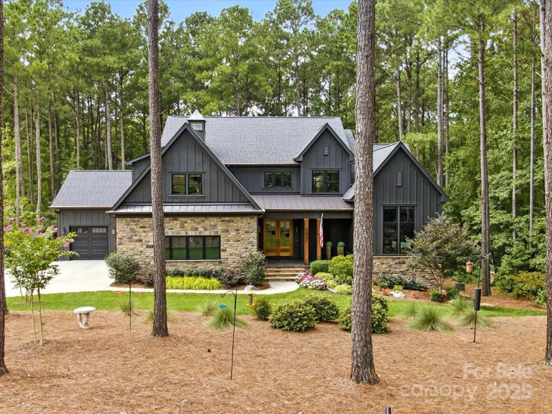 Riverchase Estates