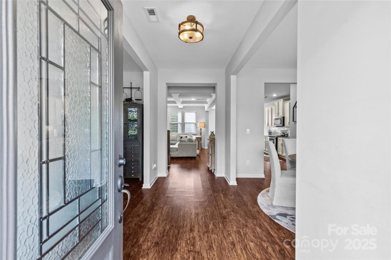 Property image 5 of 832 Oak Manor Drive in Pleasant Oaks, Concord, NC 28025