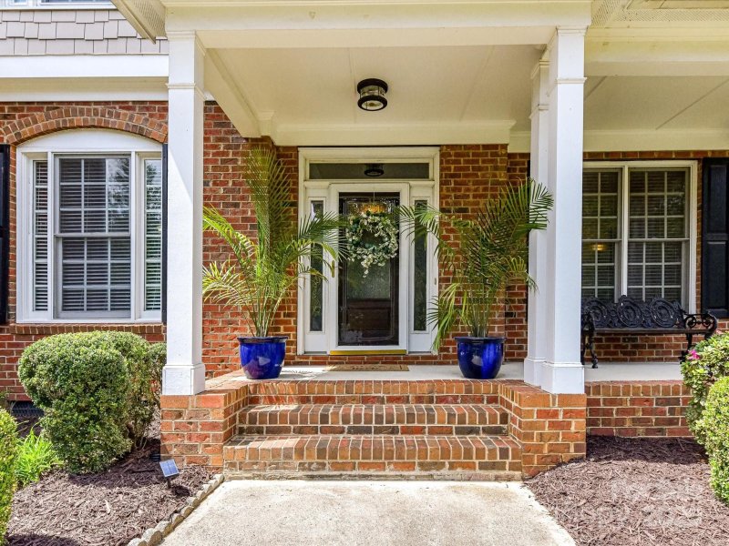 Property image 2 of 6603 Latta Springs Circle in Latta Springs, Huntersville, NC 28078