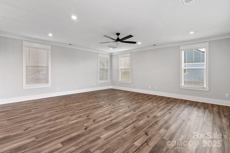 Property image 5 of 1852 Yardley Street in Stoneridge Hills, Rock Hill, SC 29732