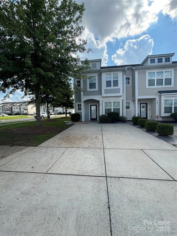 204 Halton Crossing Drive