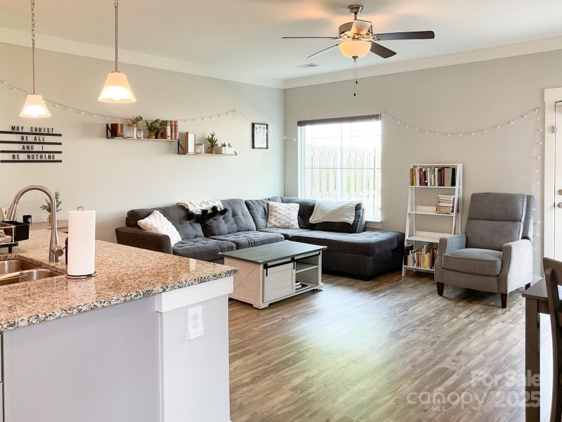 Property image 5 of 200 Button Willow Street in The Townes at Eastside, Taylors, SC 29687