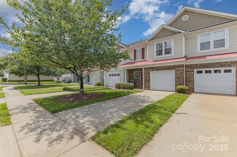 Property image 3 of 4009 Abbotsbury Drive in Arlington, Fort Mill, SC 29707