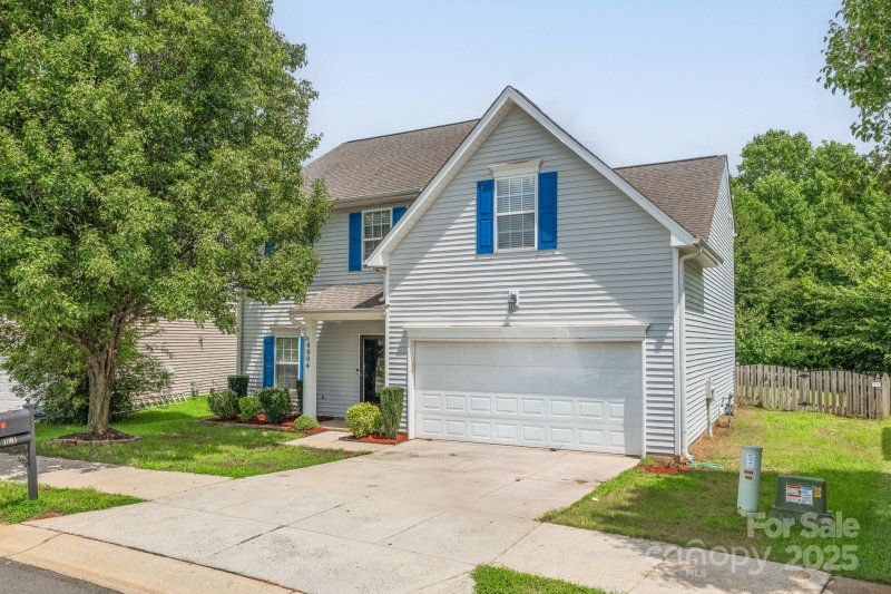 4004 Chimney Wood Trail