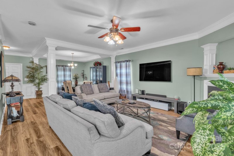 Property image 4 of 4004 Chimney Wood Trail in Crismark, Indian Trail, NC 28079