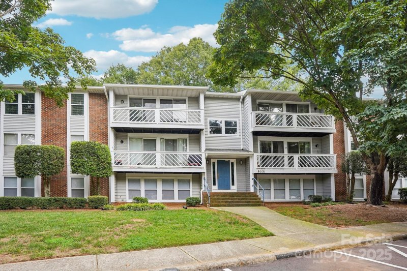 Property image 2 at 9531 Shannon Green Drive, Charlotte, NC 28213