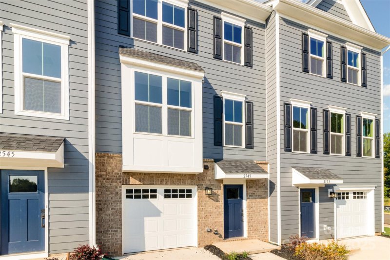 Property image 4 of 2549 Ellen Avenue in Edenbrook, Charlotte, NC 28208